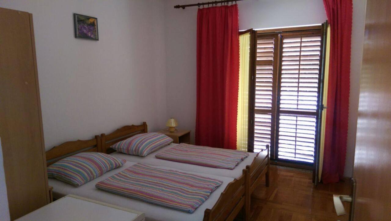 Apartmani Slavica บีโอกราดนาโมรู ภายนอก รูปภาพ
