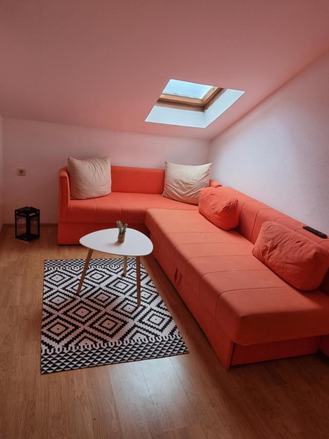 Apartmani Slavica บีโอกราดนาโมรู ภายนอก รูปภาพ