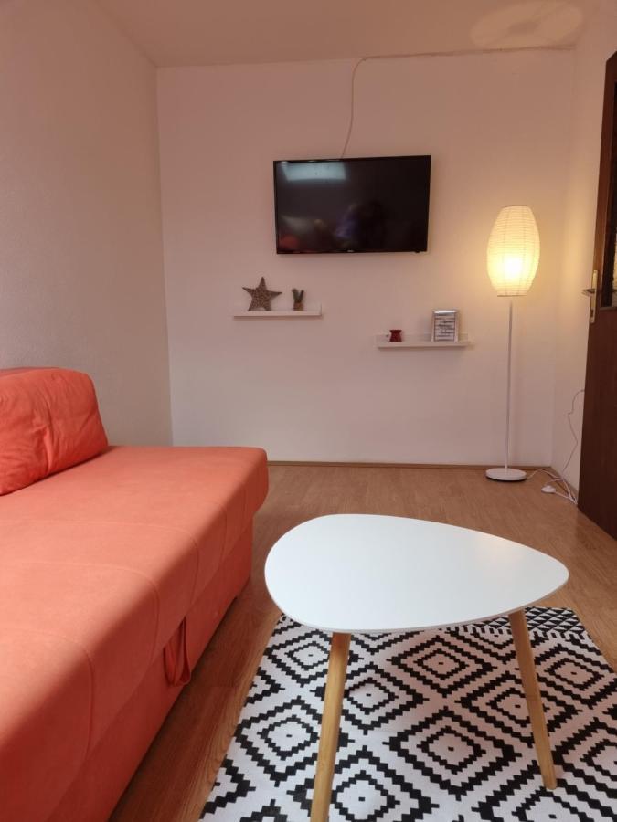 Apartmani Slavica บีโอกราดนาโมรู ภายนอก รูปภาพ